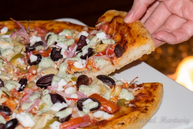 There's a new vegan, gluten free crust in town, Pinky's Up Gluten Free Pizza Crust. For more vegan friendly items in Las Vegas, visit www.vegansbaby.com