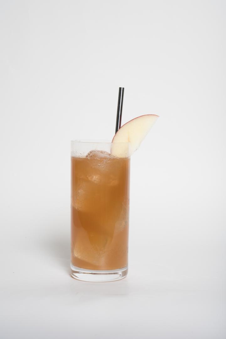 Hendricks Gin vegan cocktail recipe. For more vegan ideas, visit www.vegansbaby.com/vegansbaby2018