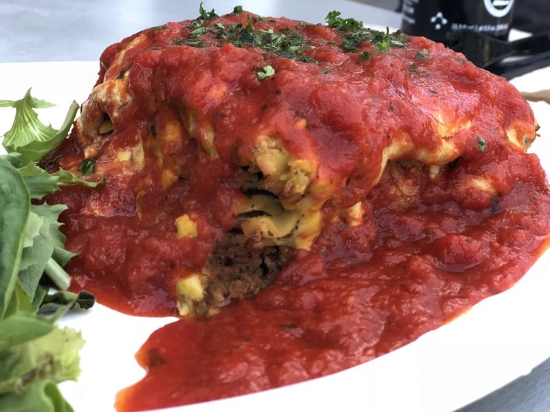 15 of the best vegan dishes in Las Vegas that everyone needs to try! For more vegan food in Las Vegas, visit www.vegansbaby.com/vegansbaby2018