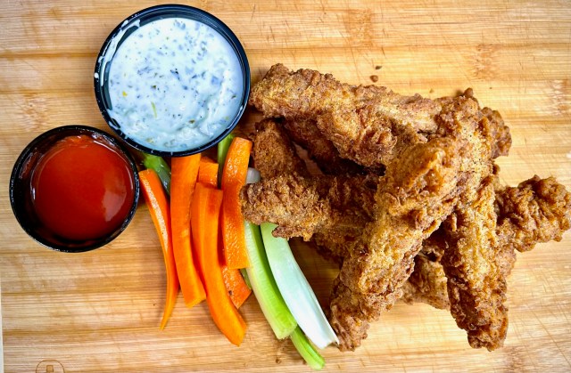 Looking for vegan soul food in Las Vegas? Check out Souley Vegan. Here is what to order at Souley Vegan. For more vegan dining in Las Vegas, visit www.vegansbaby.com