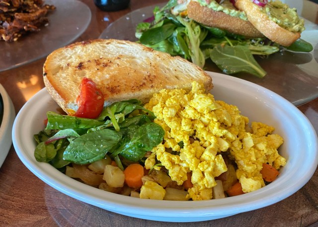 The Srove is a vegan-friendly restaurant in Las Vegas serving breakfast, brunch and lunch daily. For more vegan dining in Las Vegas visit www.vegansbaby.com