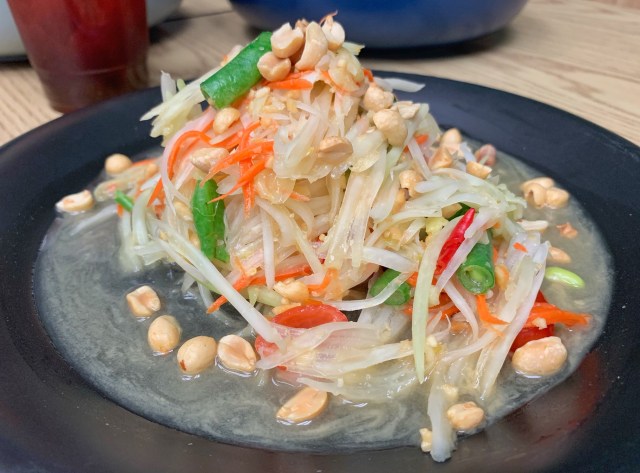 Yum Thai is an all-vegan pop-up in Northwest Las Vegas. For more vegan dining visit www.vegansbaby.com