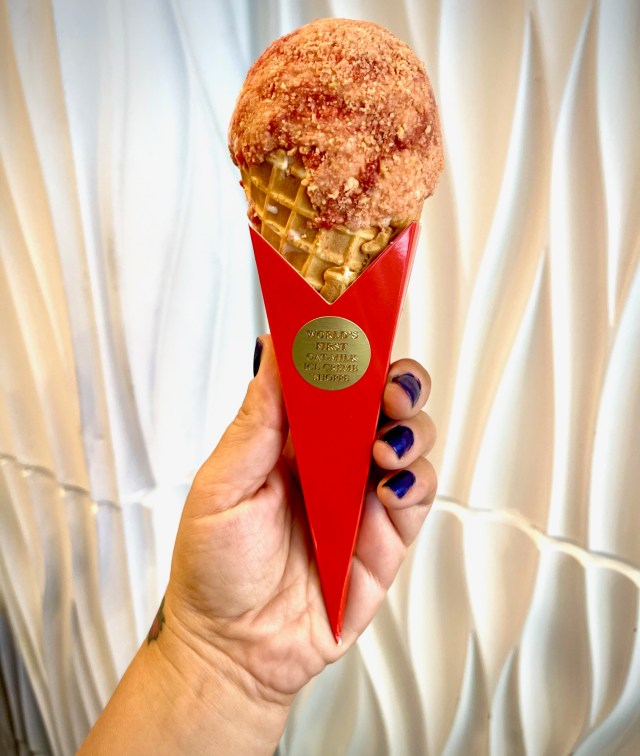 Whipped Urban Desert Lab is a vegan ice cream shop in the Lower East Side. For more vegan dining in New York City visit www.vegansbaby.com