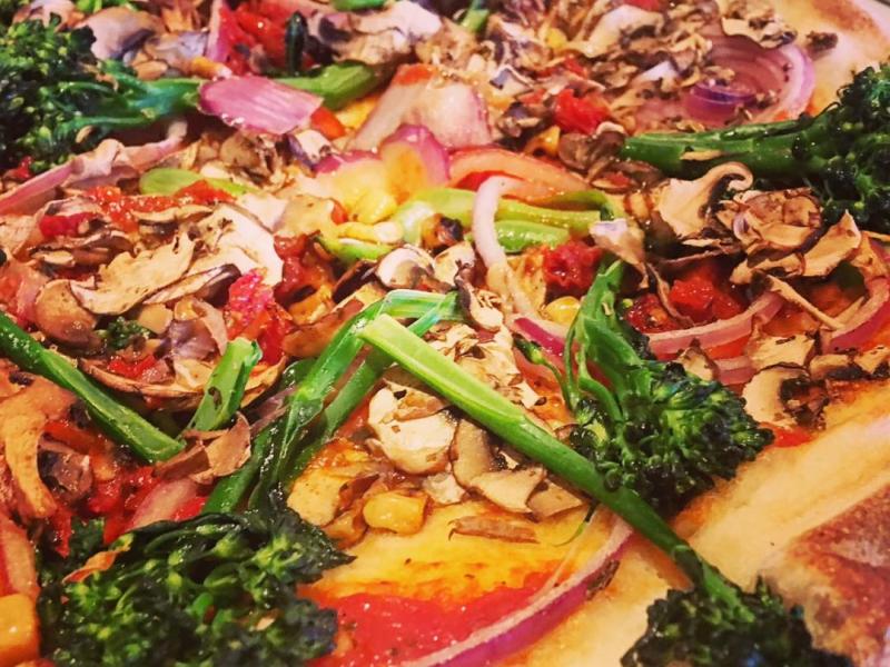 Want to dine somewhere with food for all? California Pizza Kitchen has a few vegan items, but can also tweak plenty of the food to make it vegan in Las Vegas,. For more vegan dining options in Las Vegas, visit www.vegansbaby.com/vegansbaby2018