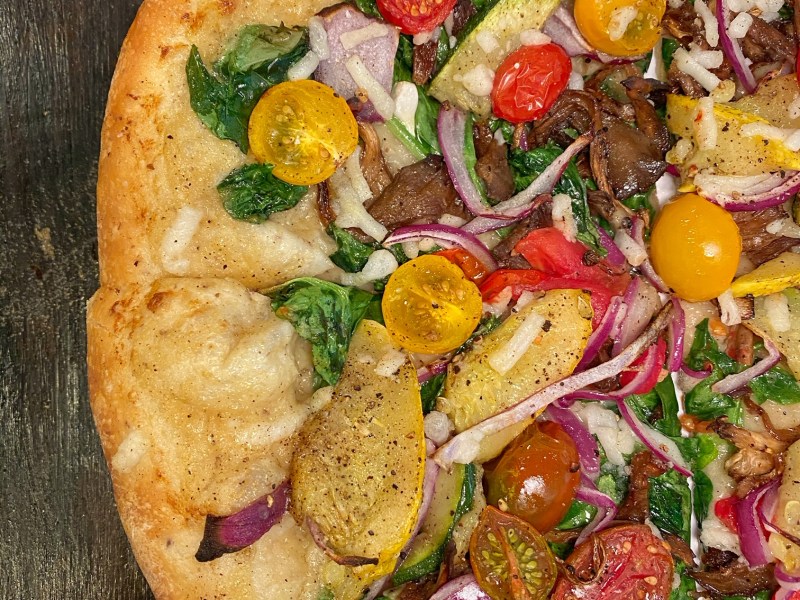 Down 2 Earth is an all-vegan pizza shop in Las Vegas.