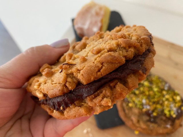 Gym Talk is a vegan meal prep business serving Las Vegas. For more information on vegan dining and meal prep in Las Vegas, visit www.vegansbaby.com