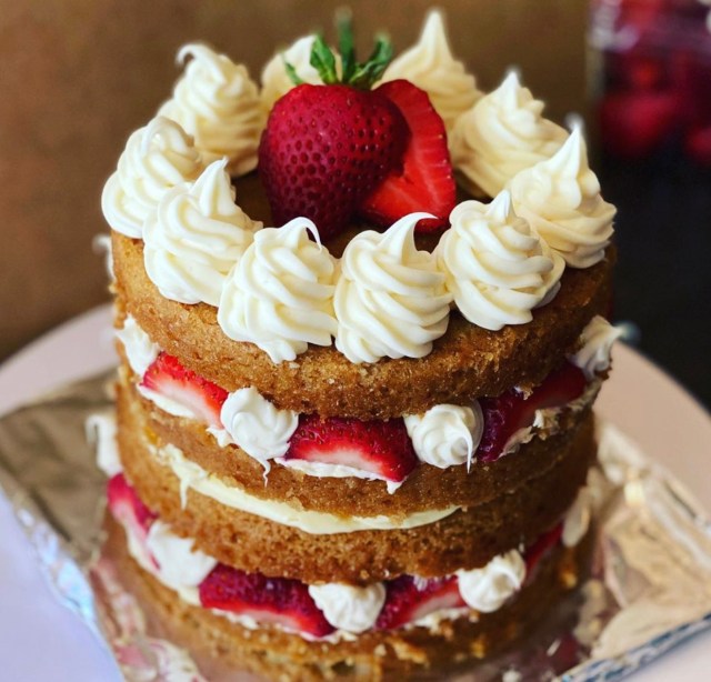 Where to find vegan birthday cake in Las Vegas. For more vegan options in Las Vegas, visit www.vegansbaby.com