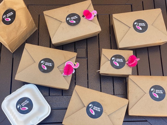 Munchie Brunchie is a vegan brunch delivery service in Las Vegas. For more vegan options in Las Vegas visit www.vegansbaby.com