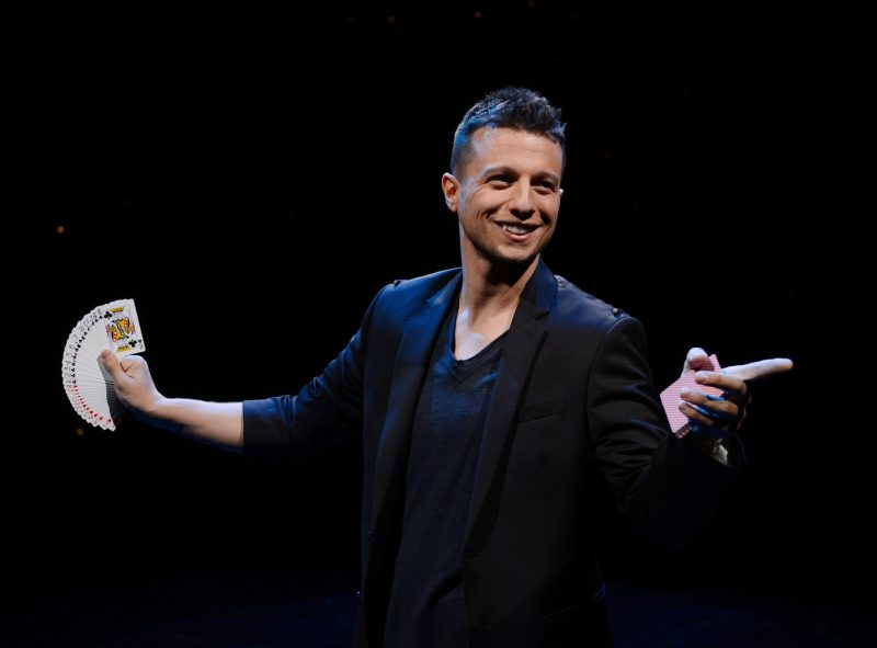 Mat Franco is a Las Vegas headliner and vegan. Check out this interview where he shares his favorite vegan spots in Las Vegas, how he went vegan and more. For more vegan profiles, visit www.vegansbaby.com/vegansbaby2018