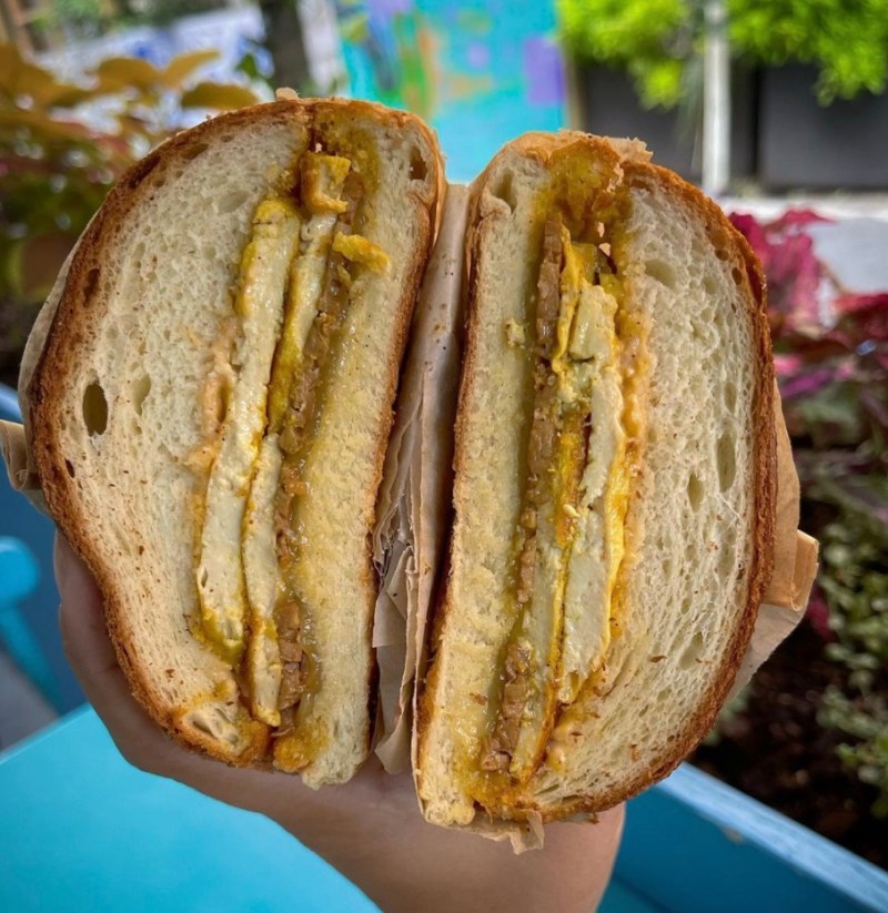 5 vegan dishes in NYC every person should try immediately. For more vegan food in New York City visit vegansbaby.com