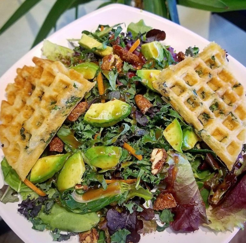 TIABI is a vegan-friendly restaurant in Las Vegas. For more vegan dining options, visit www.vegansbaby.com