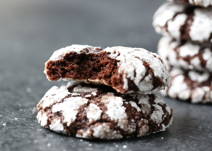 Even if you're vegan, you can have Christmas cookies. Here's a roundup of vegan Christmas cookies we love. For more recipes, visit www.vegansbaby.com