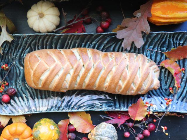Have a happy vegan Thanksgiving with these vegan Thanksgiving recipes. For more vegan recipes, visit www.vegansbaby.com